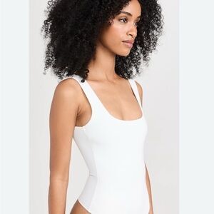 Good American
Sculpting Modern Tank Bodysuit